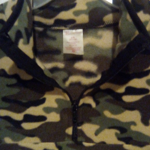 🌞Camo Sweater🌚 - Picture 3 of 11